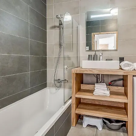 Les Terrasses De La Vanoise - Casa Colorado - Premium 4 - De 4 Pieces 8 Personnes En Rez De Chaussee - 72 M2 Mae-1504 La Plagne