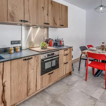 Apartment Les Terrasses De La Vanoise - Casa Colorado - Premium 4 - De 4 Pieces 8 Personnes En Rez De Chaussee - 72 M2 Mae-1504